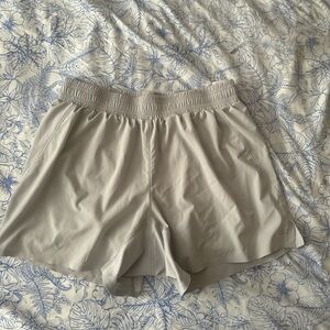 Alo shorts